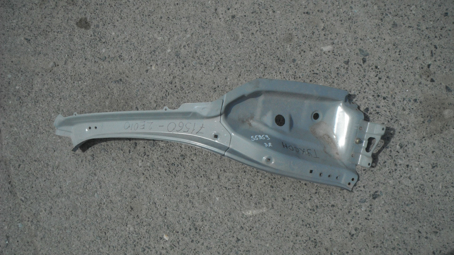 Панель задняя