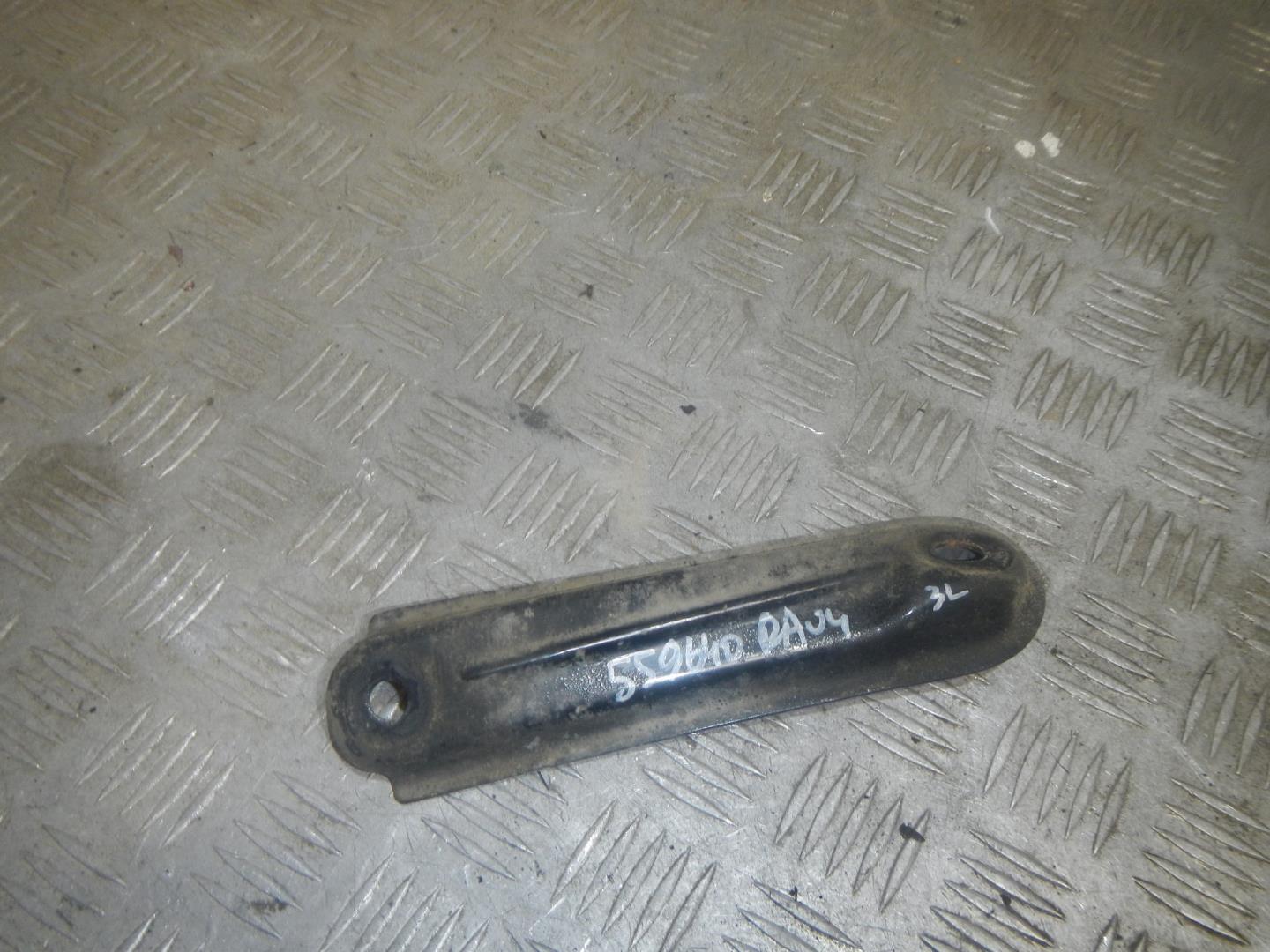 Кронштейн задней балки