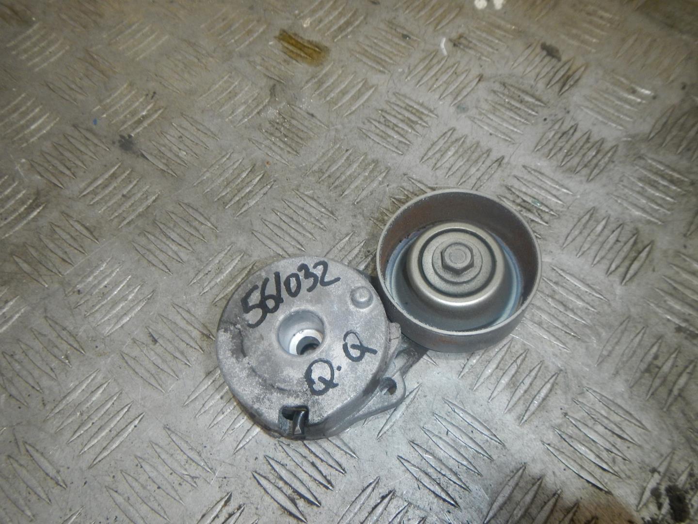 Ролик-натяжитель