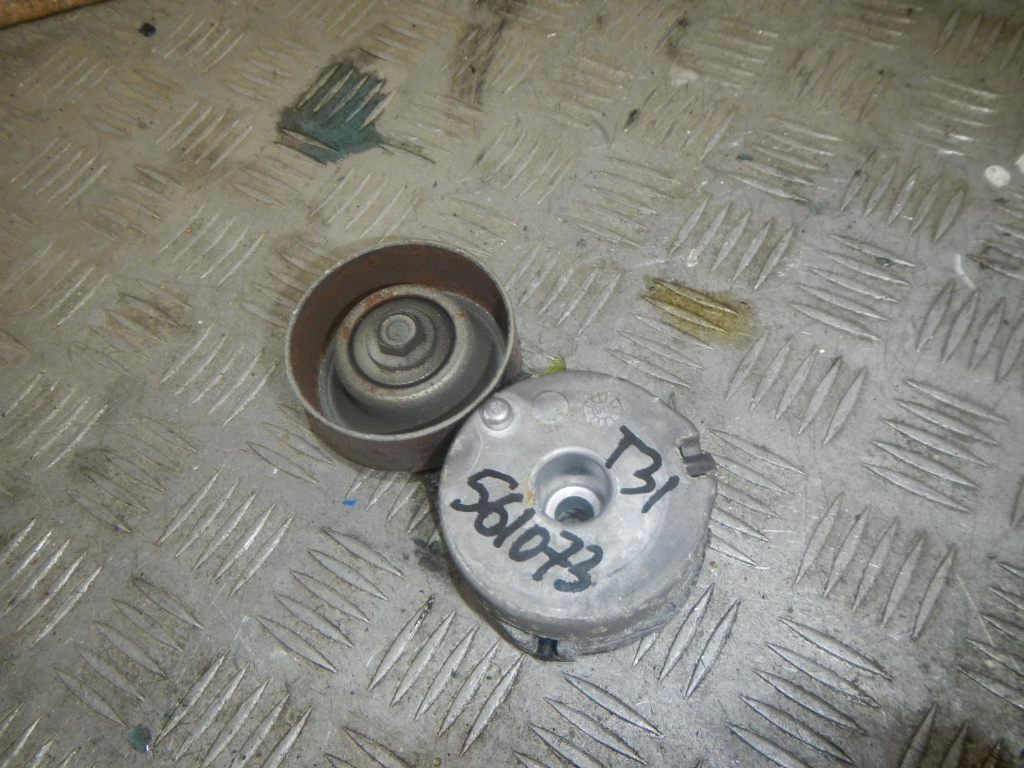 Ролик-натяжитель