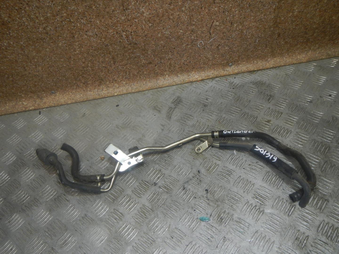 Трубка системы охлаждения