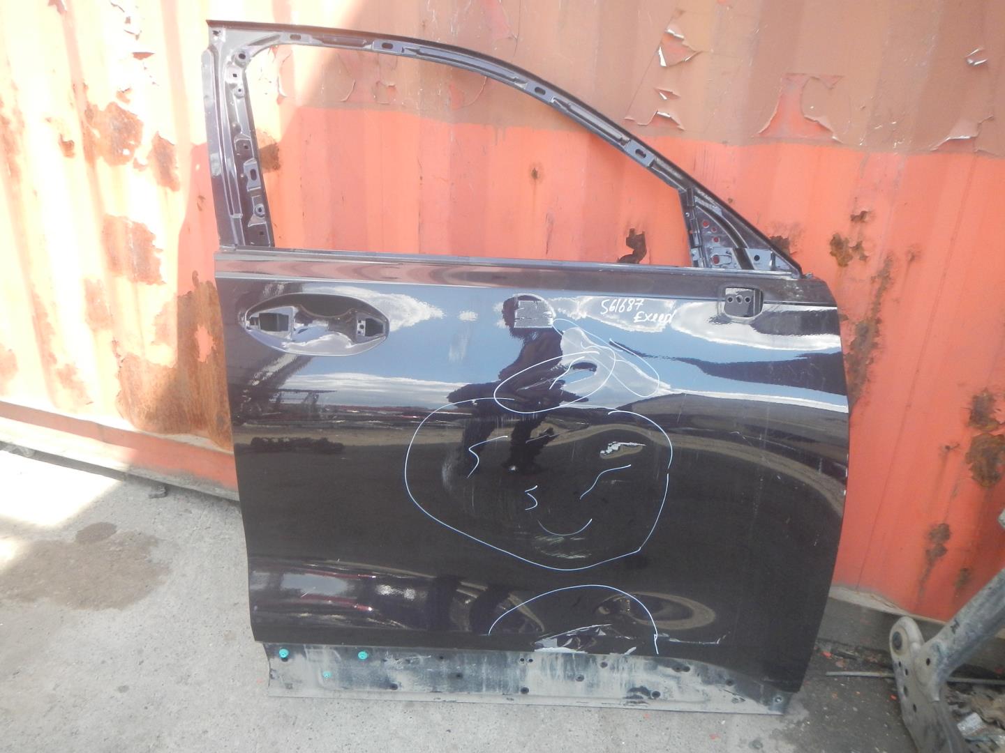 Дверь передняя правая