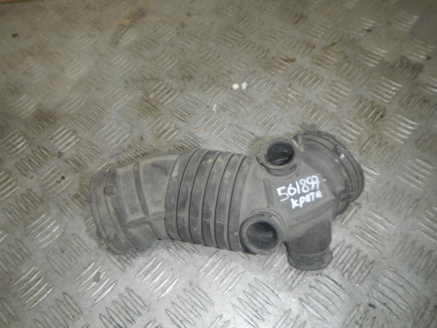 Патрубок воздушного фильтра