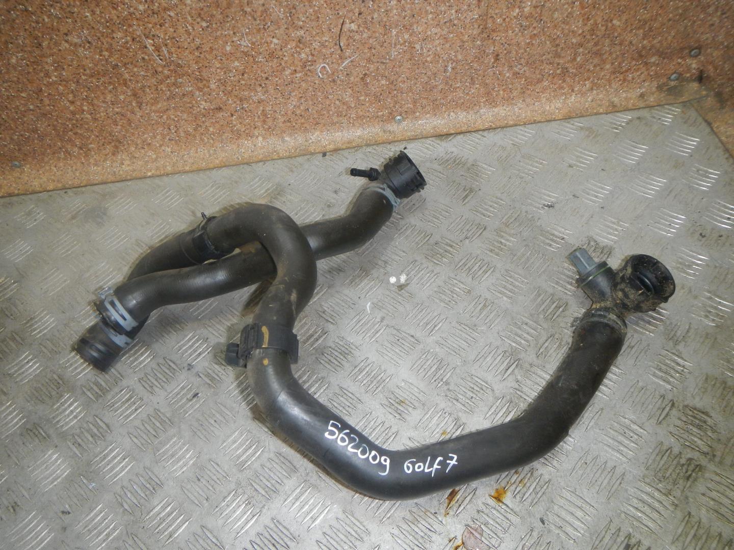 Патрубок радиатора