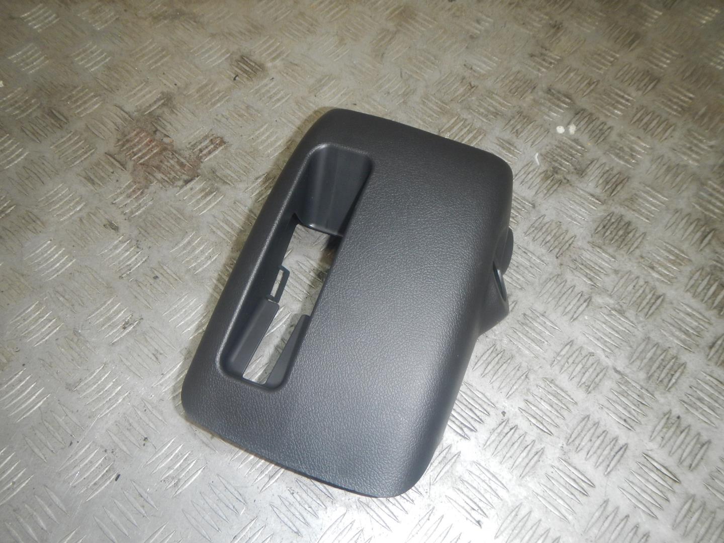 Кожух рулевой колонки