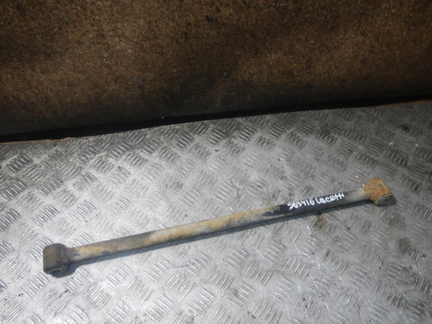 Тяга задняя поперечная