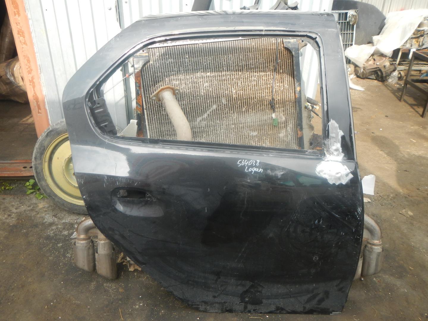 Дверь задняя правая