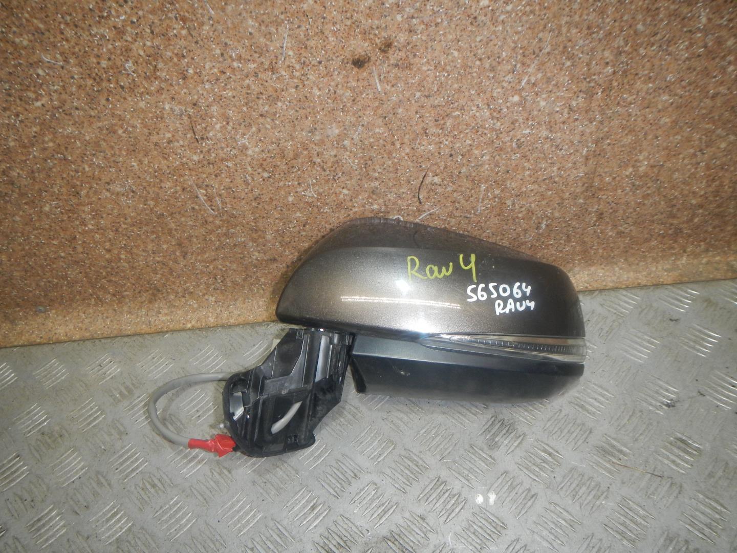 Зеркало правое электрическое