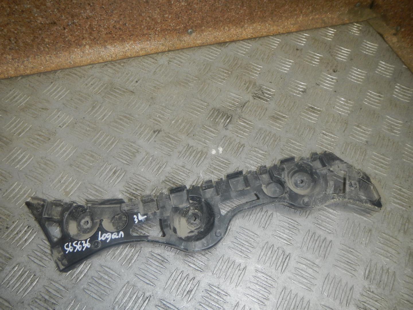 Кронштейн заднего бампера левый