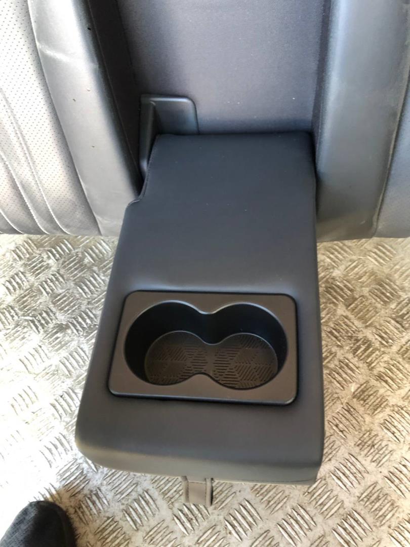 Спинка сидения