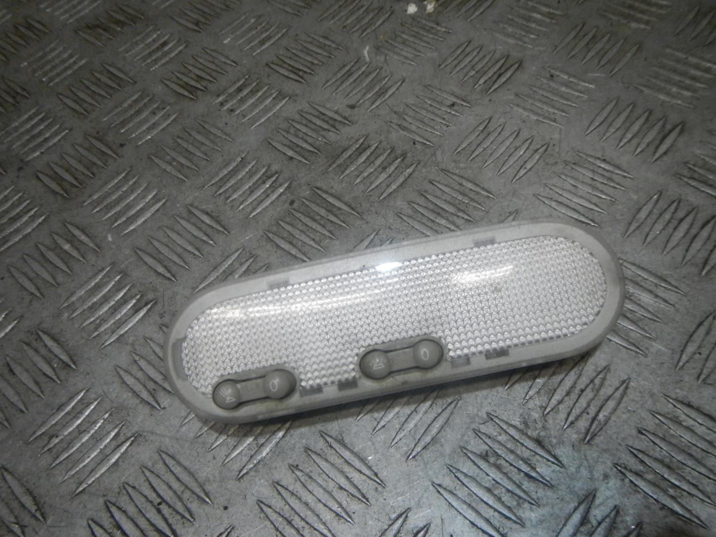 Плафон салонный