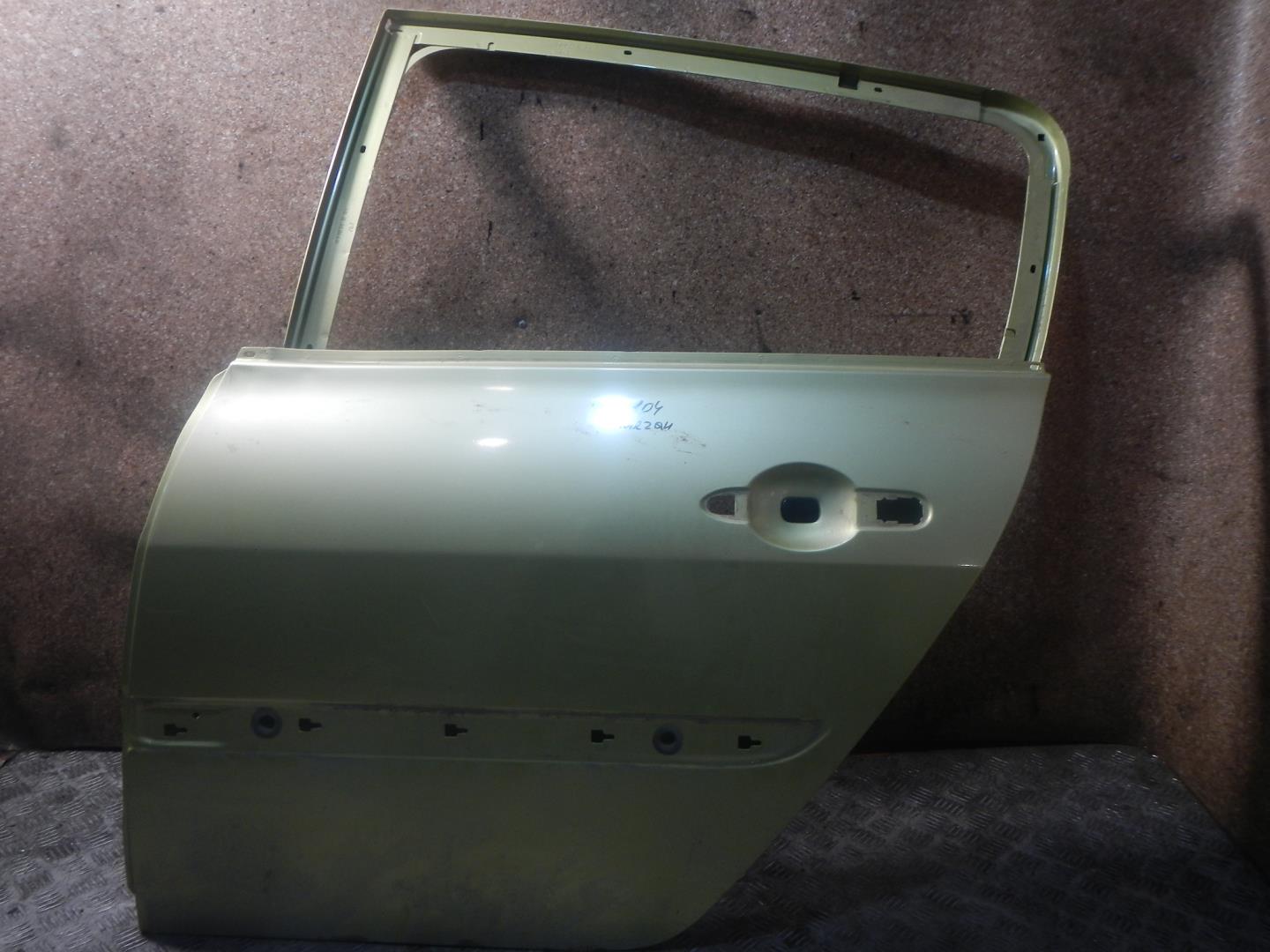 Дверь задняя левая