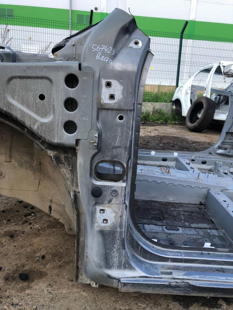 Порог со стойкой левый