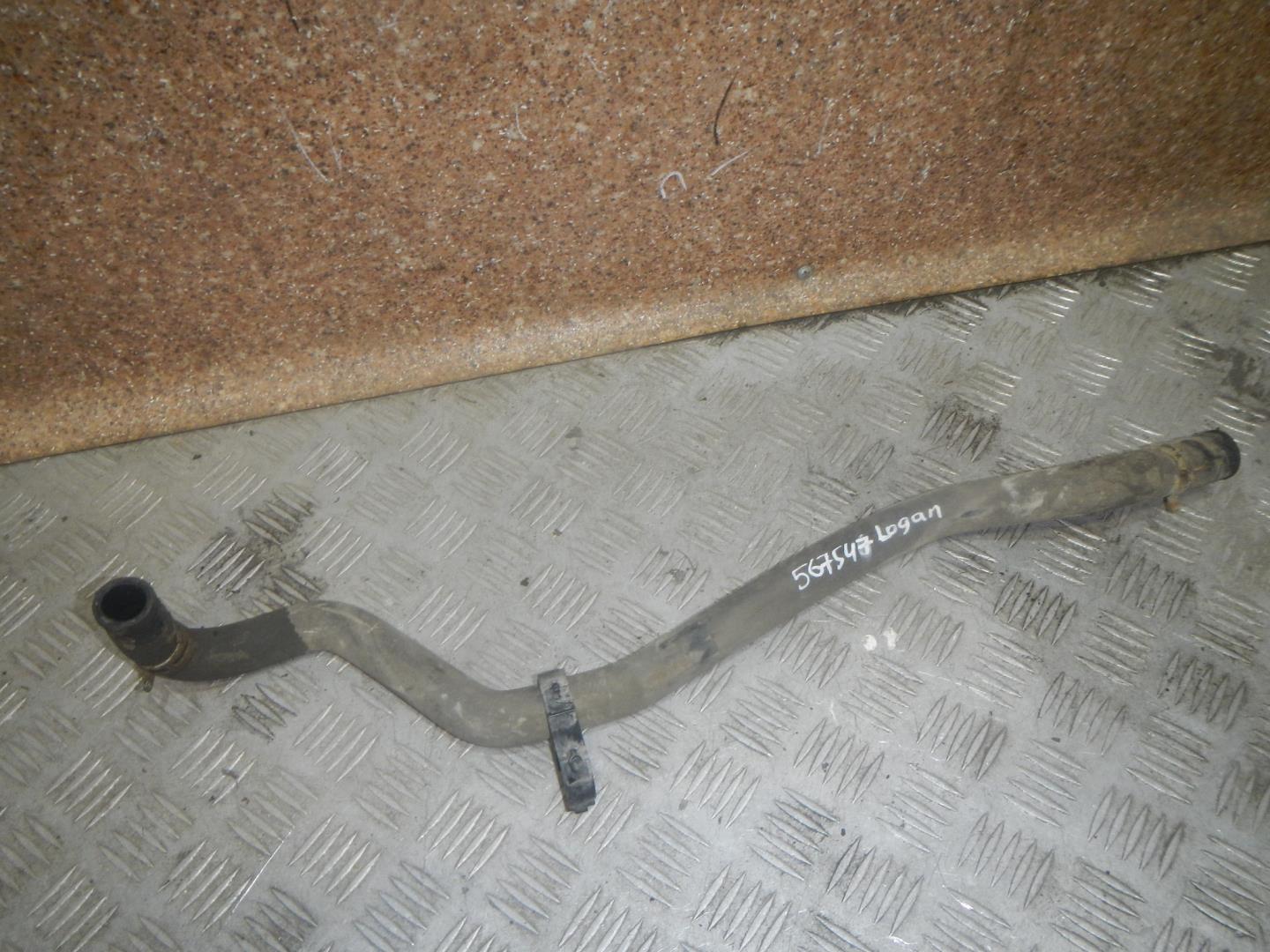 Патрубок отопителя