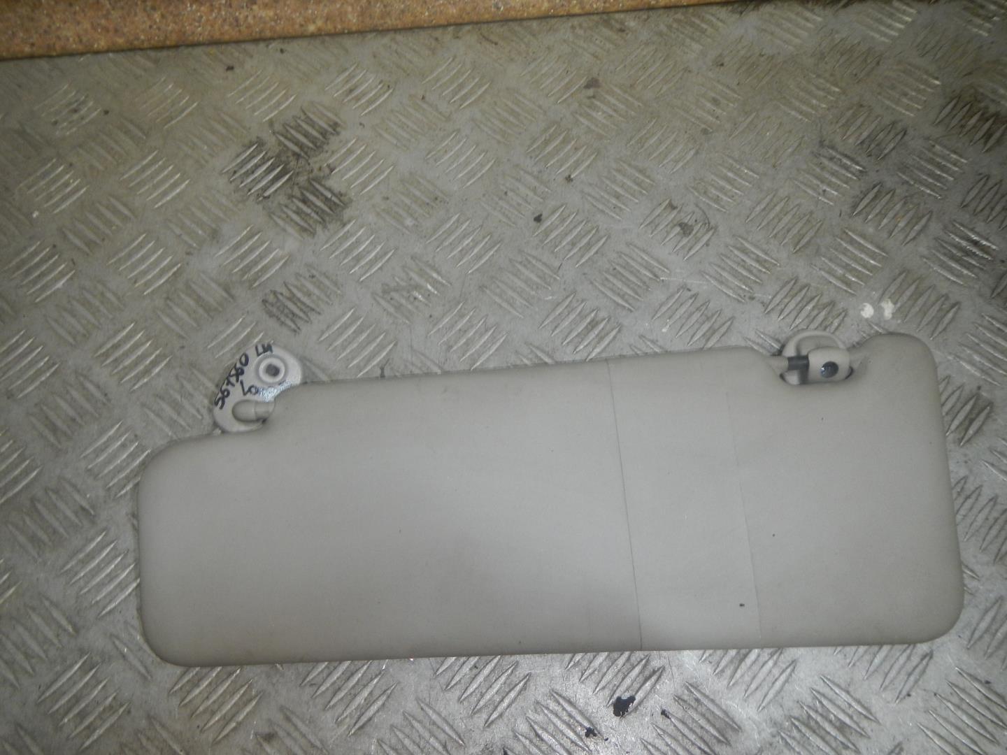 Козырек солнцезащитный