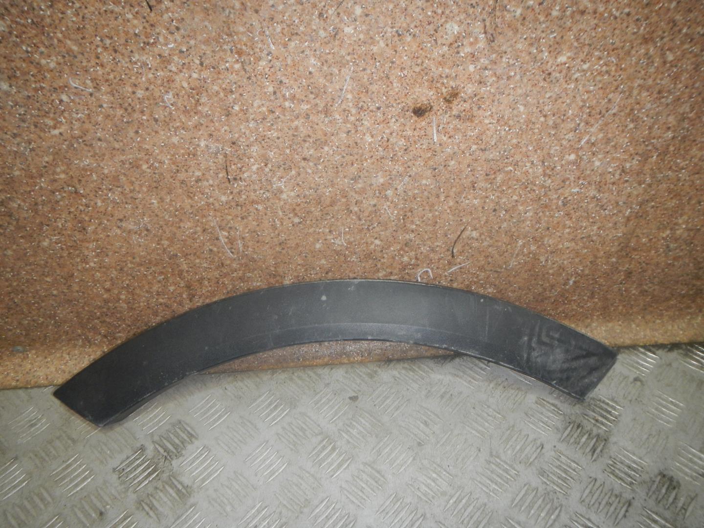 Накладка двери задней правой