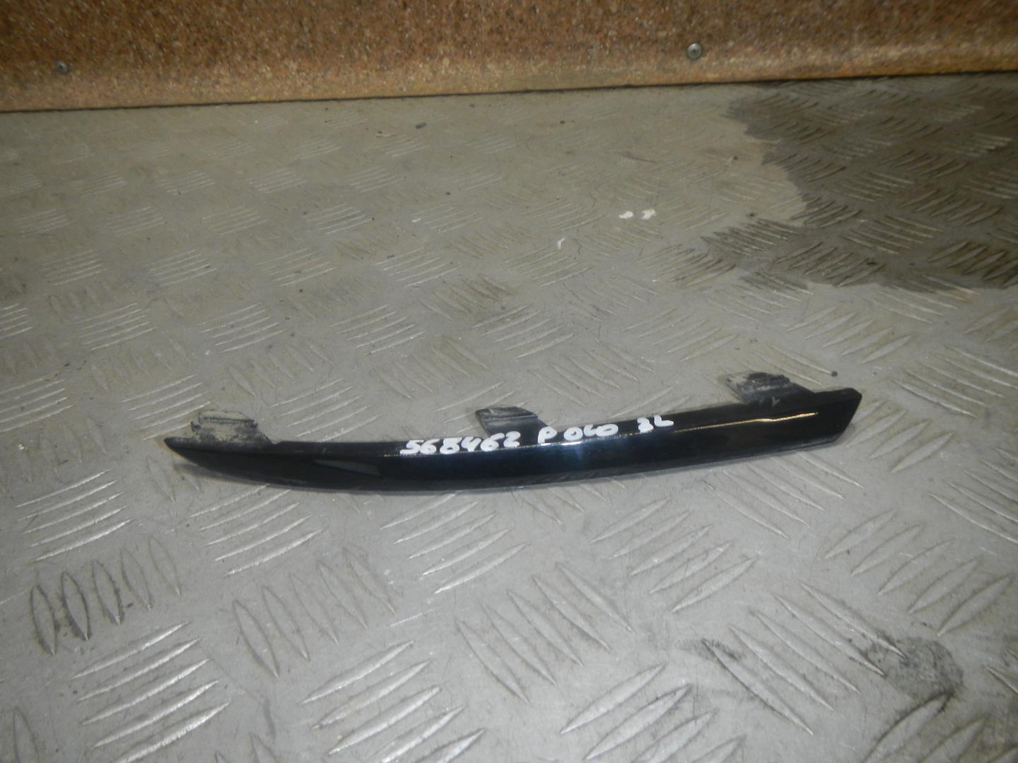 Молдинг заднего бампера