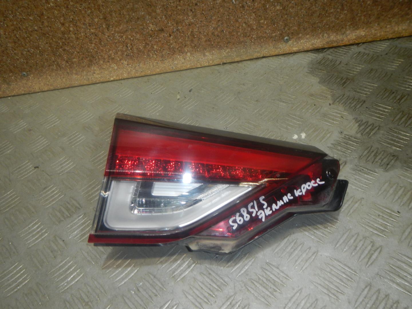 Фонарь задний внутренний левый