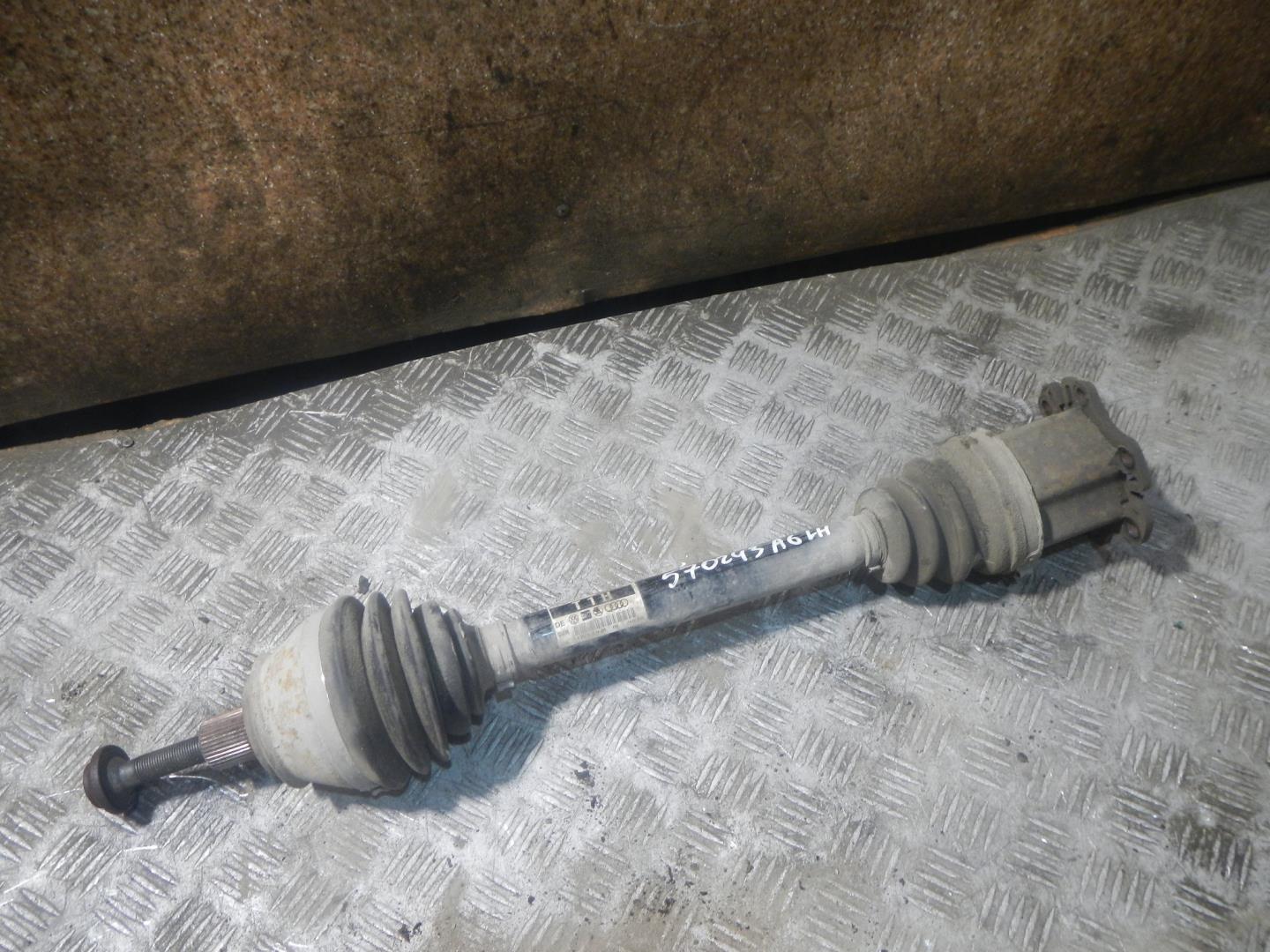 Полуось передняя левая