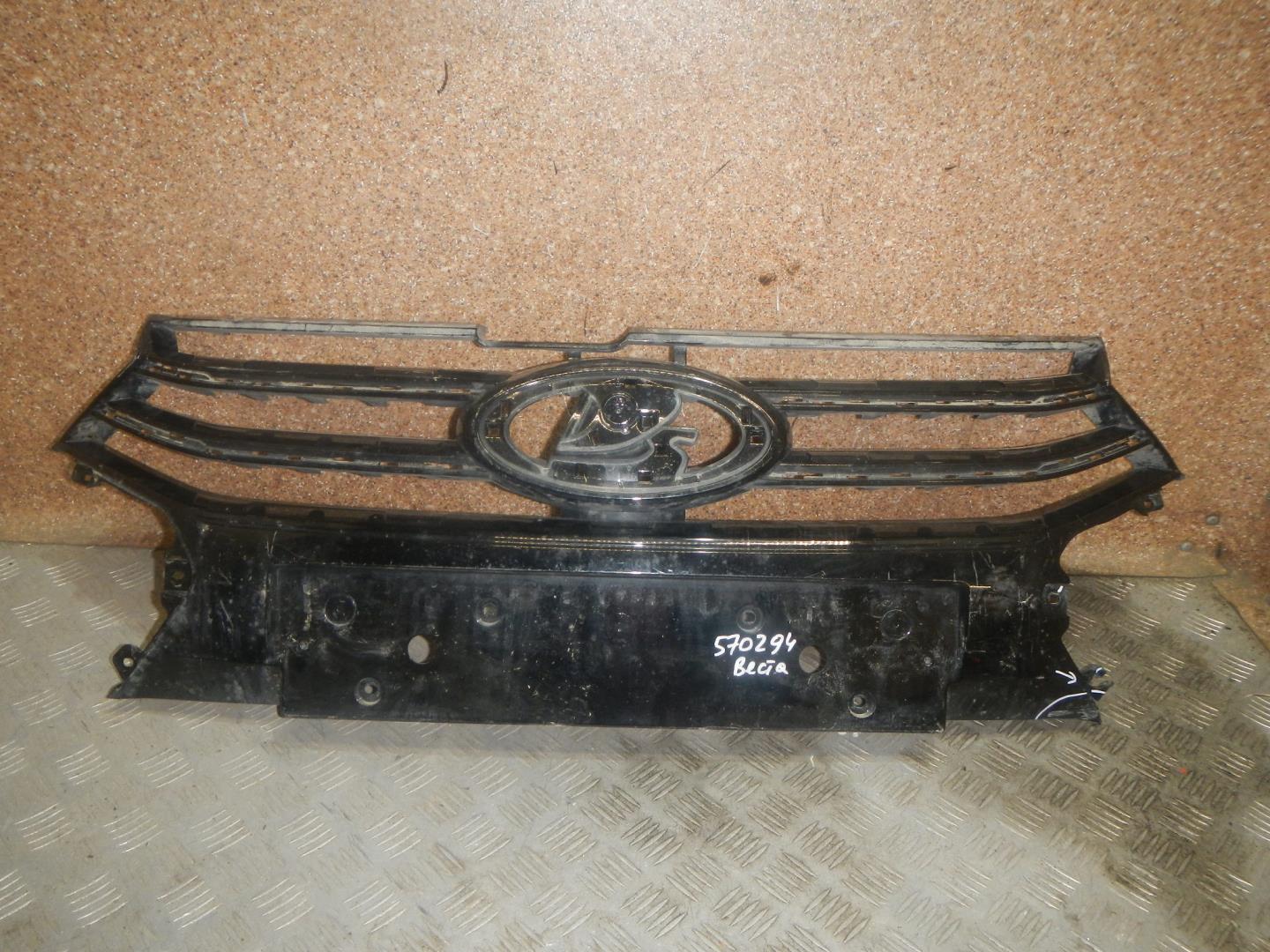 Решетка радиатора