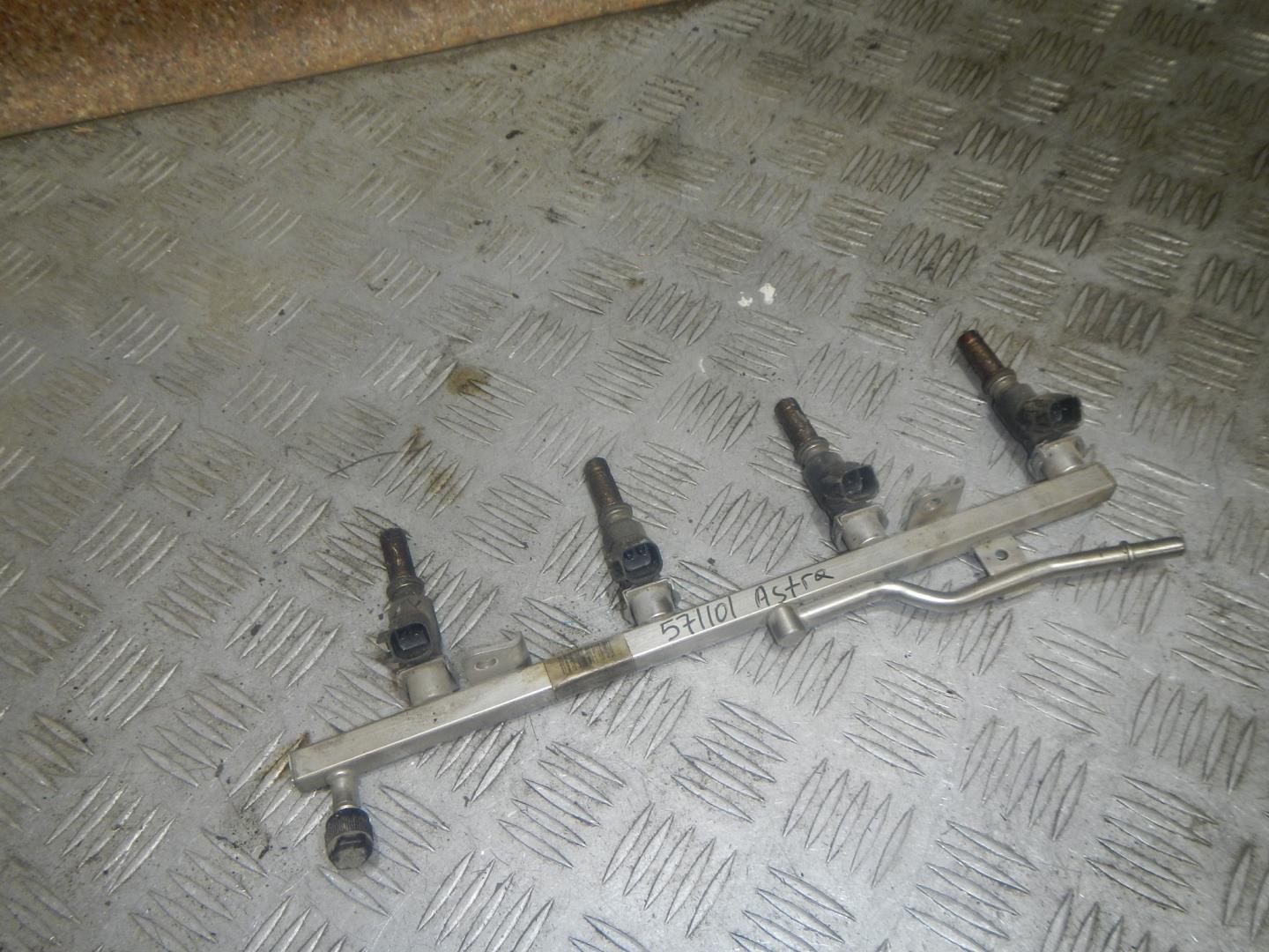 Рейка топливная (рампа)