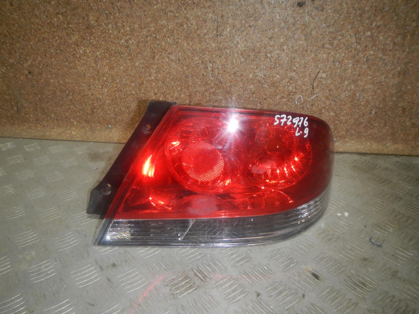 Фонарь задний правый