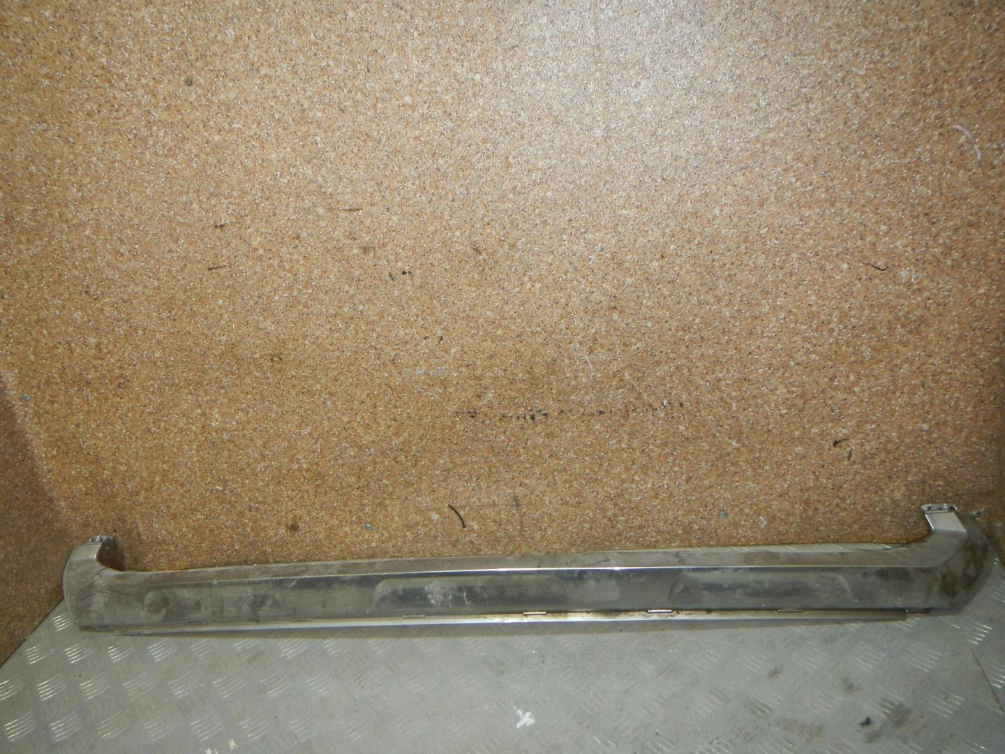 Накладка на решетку радиатора