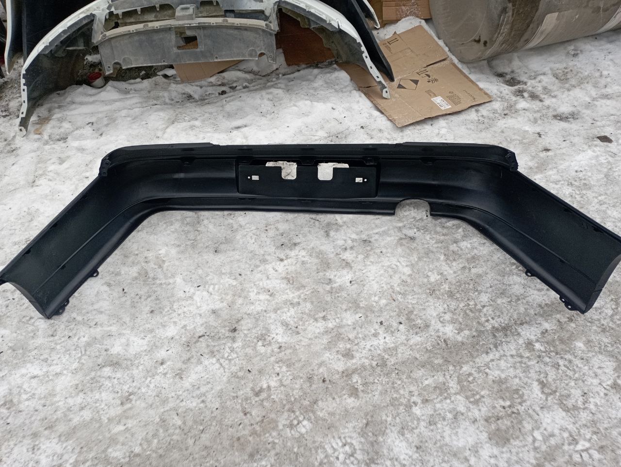 Бампер задний