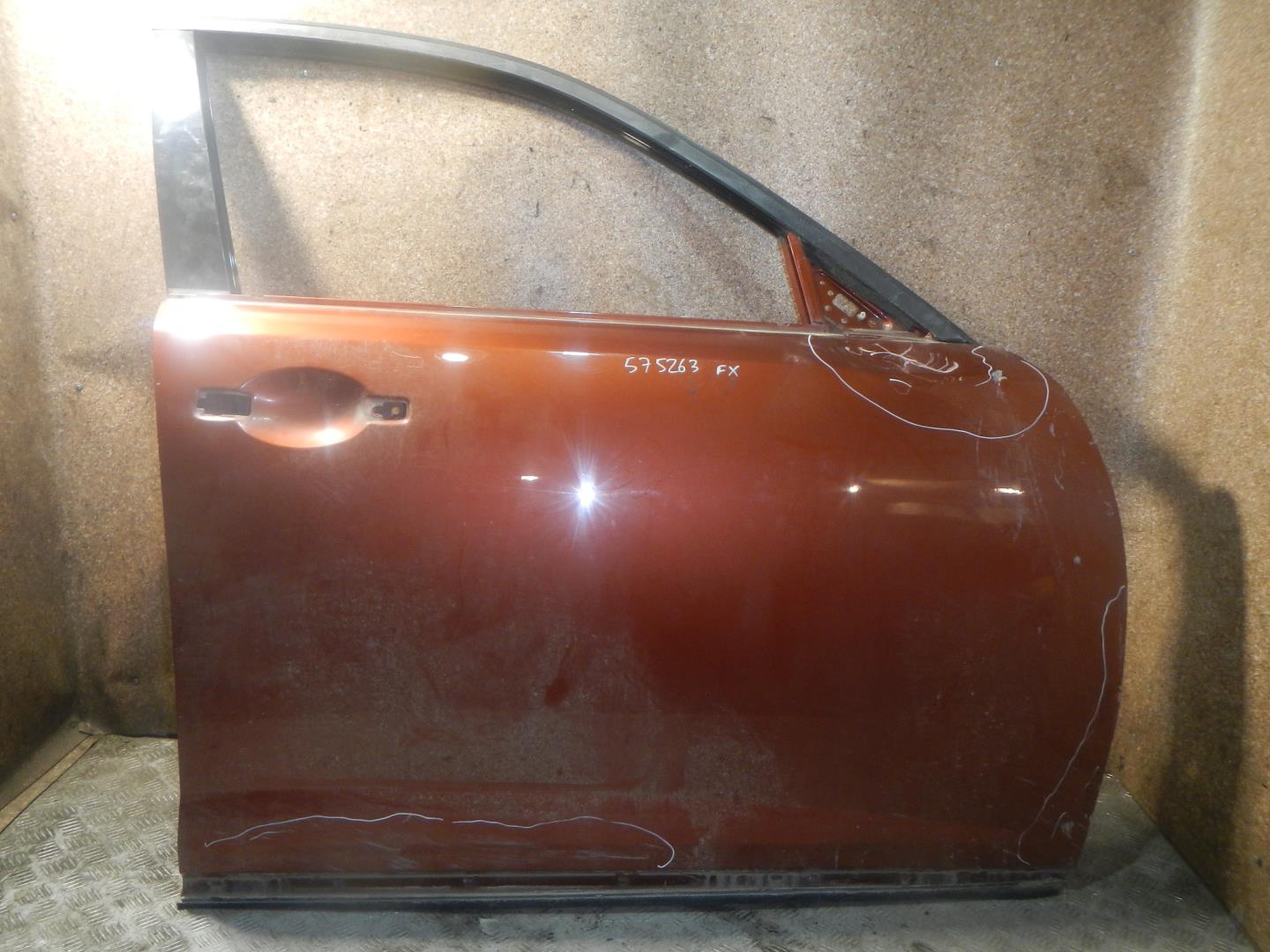 Дверь передняя правая