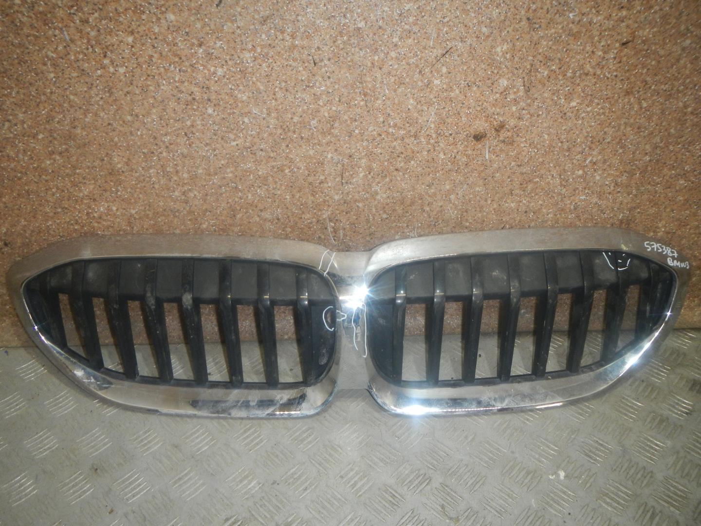 Решетка радиатора