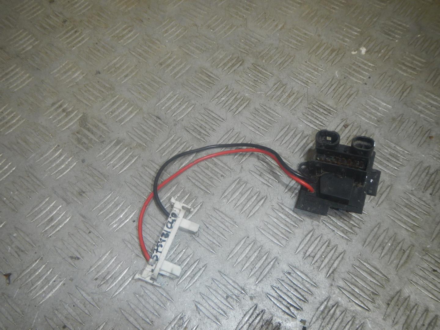 Резистор отопителя