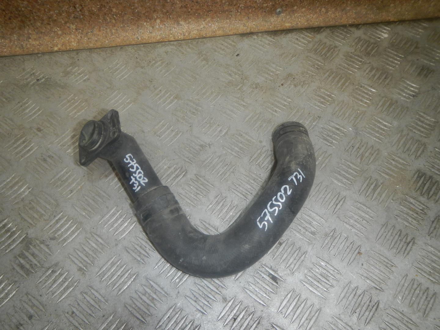 Патрубок радиатора