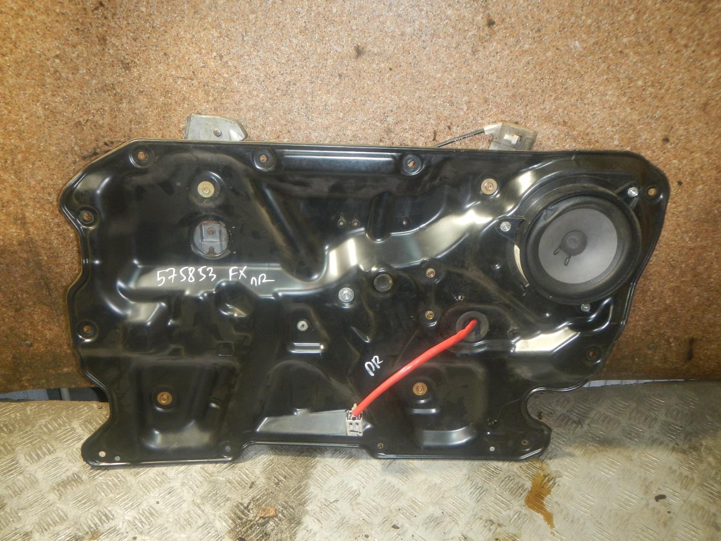 Стеклоподъемник электр. передний правый