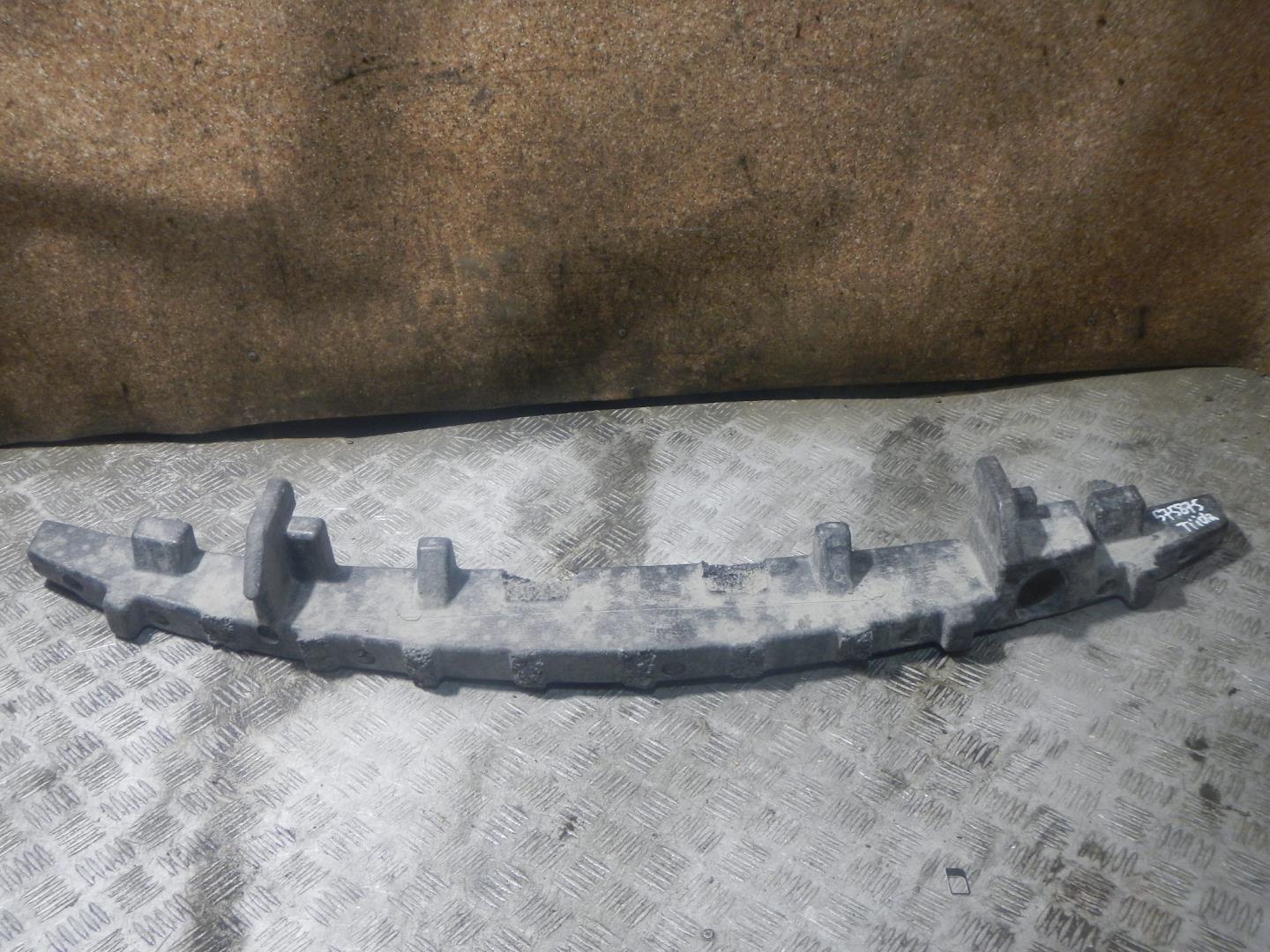 Наполнитель переднего бампера