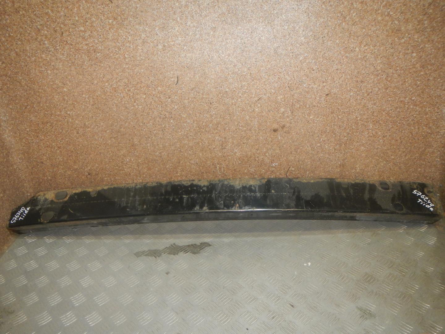 Усилитель заднего бампера