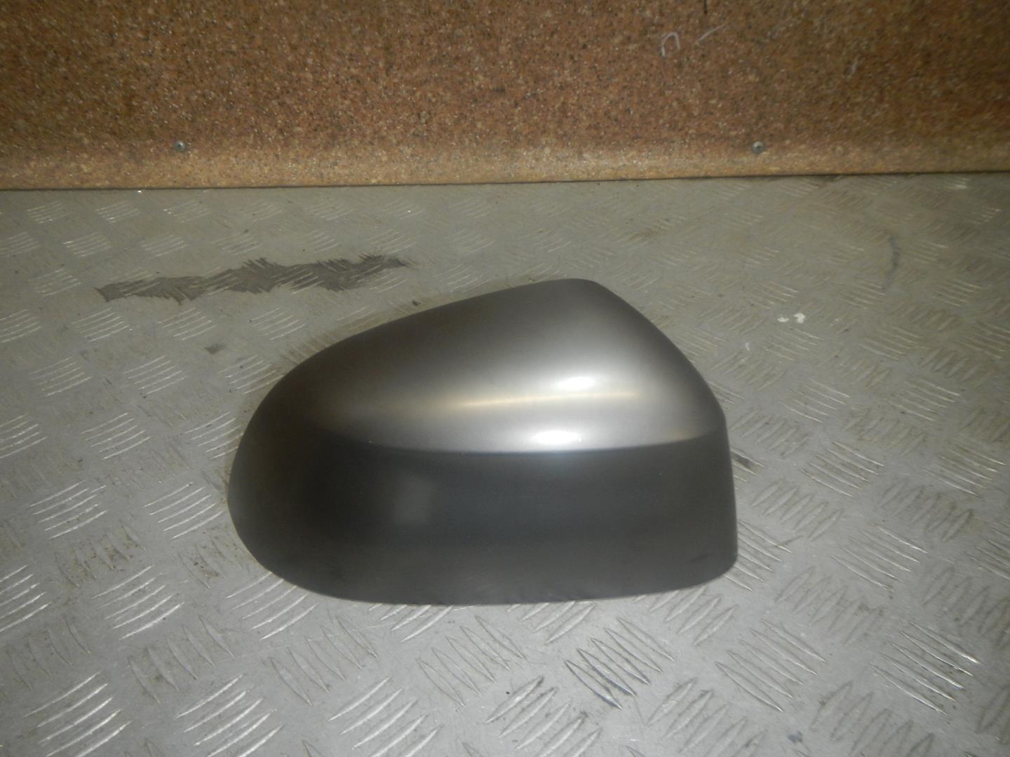 Крышка корпуса зеркала правого