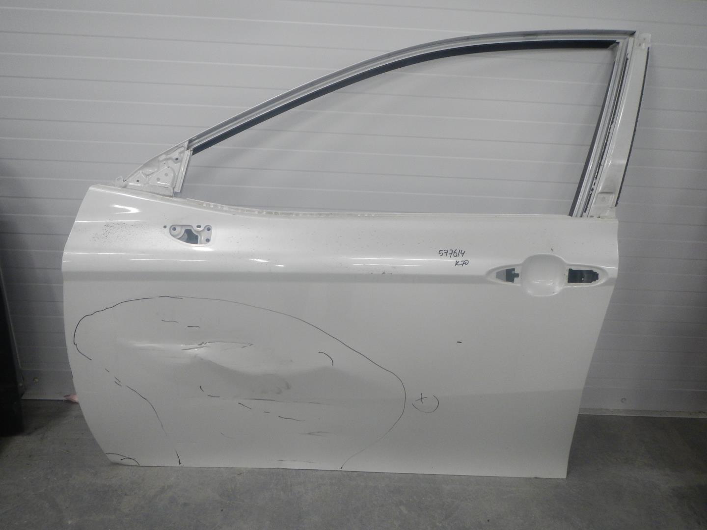 Дверь передняя левая