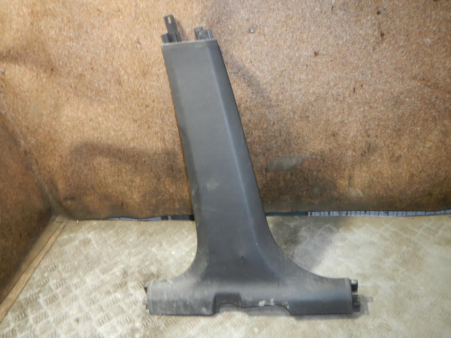 Обшивка стойки