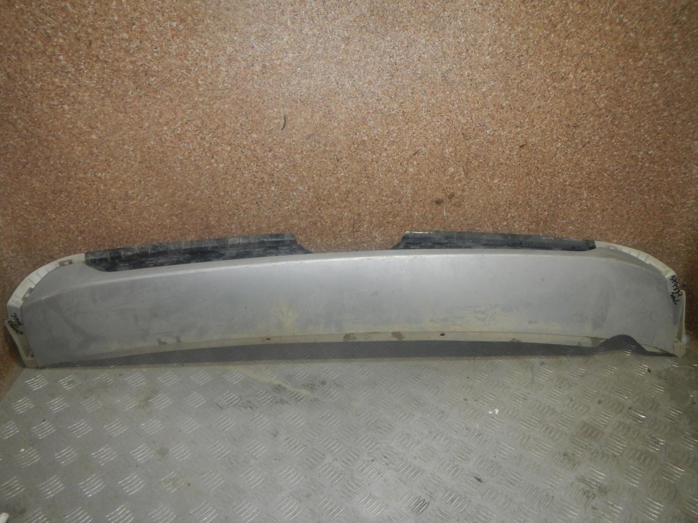 Накладка заднего бампера