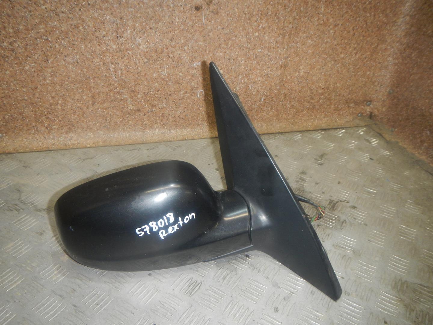 Зеркало правое электрическое