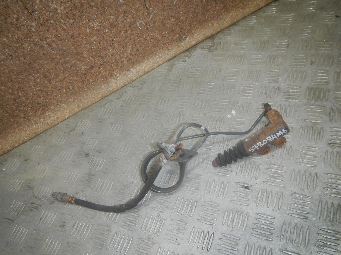 Цилиндр сцепления рабочий