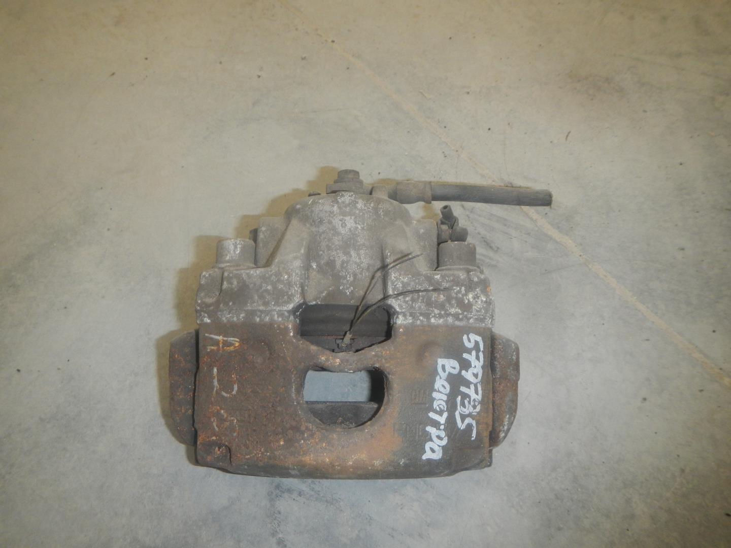 Суппорт передний левый