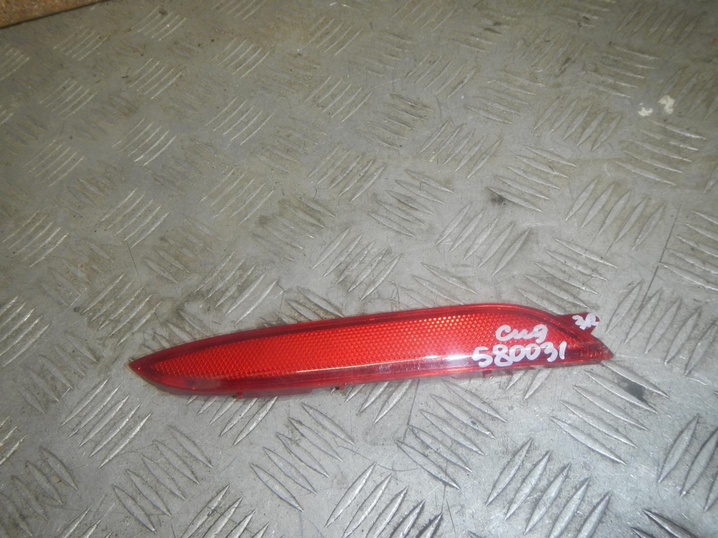 Отражатель в бампер задний правый