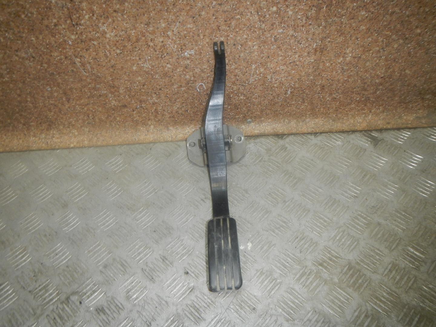 Педаль газа