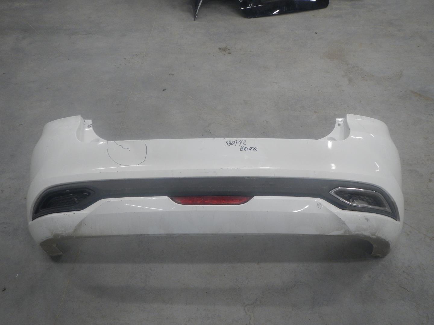 Бампер задний