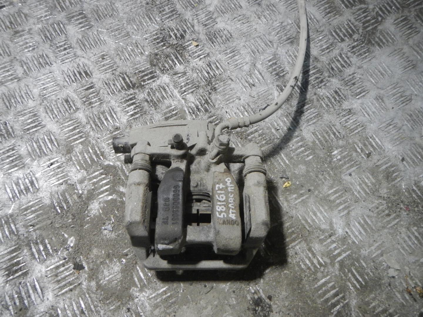 Суппорт задний левый