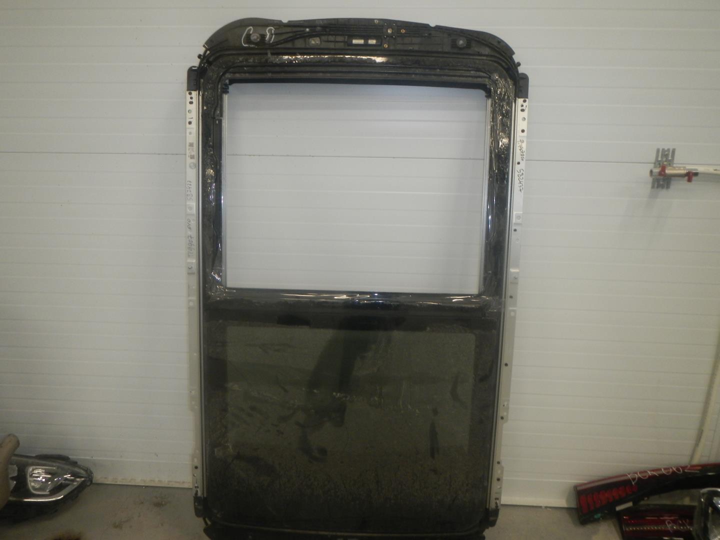 Люк в сборе электрический