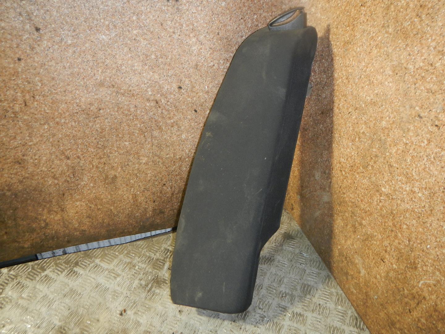 Спинка сидения