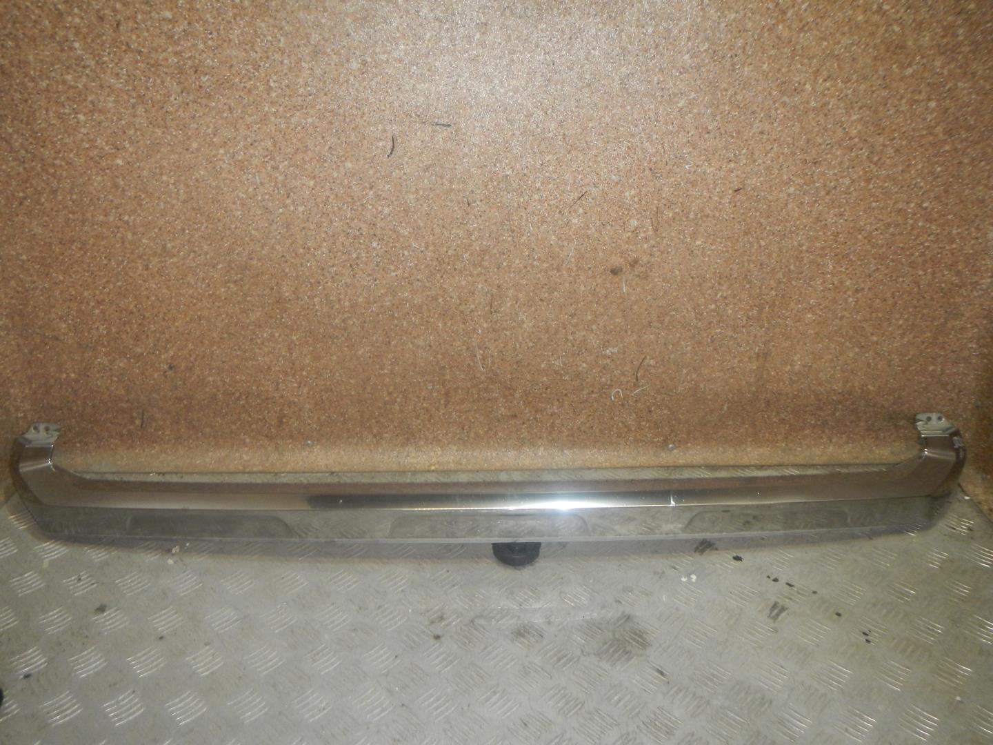 Накладка на решетку радиатора