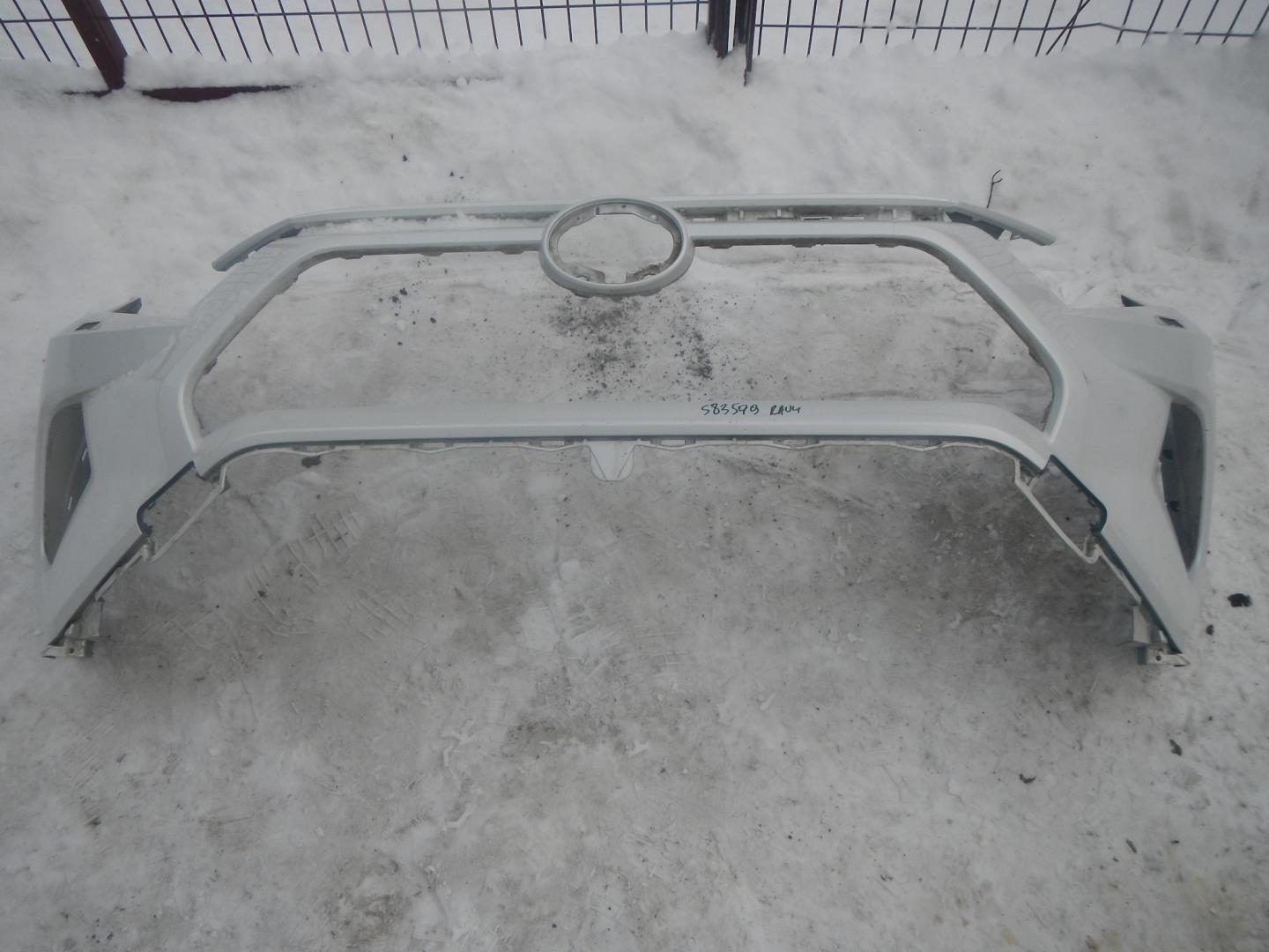 Бампер передний